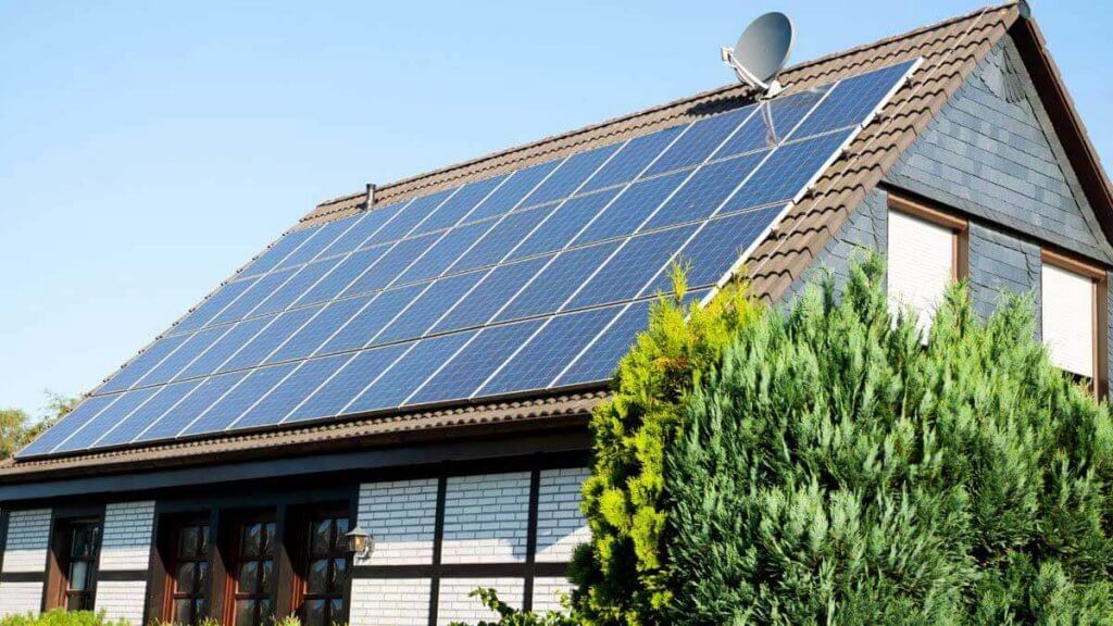 Alberta Solar Home